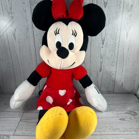 Disney’s Mickey and Minnie Mouse Plush Toys - Picture 7 of 10